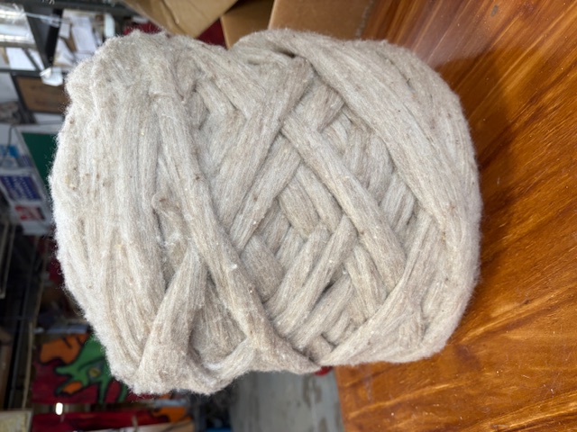 24DF Oatmeal Merino/Targhee Carded Sliver