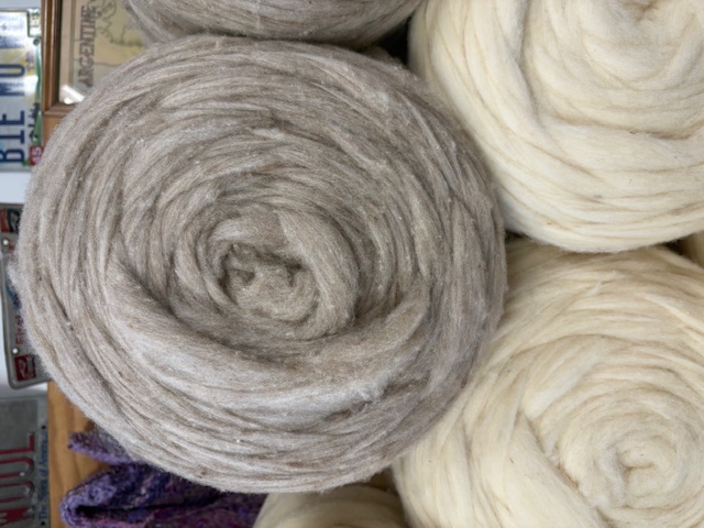 24DF Oatmeal Merino/Targhee Carded Sliver